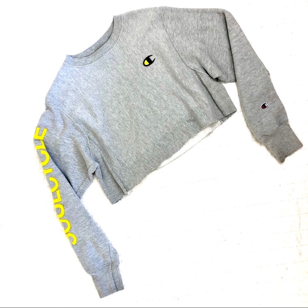 CHAMPION x SOULCYCLE Cropped Crew Sweatshirt
